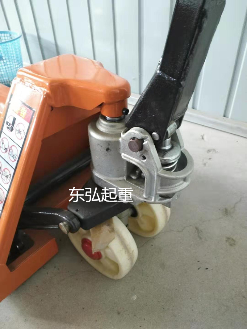 液压泵